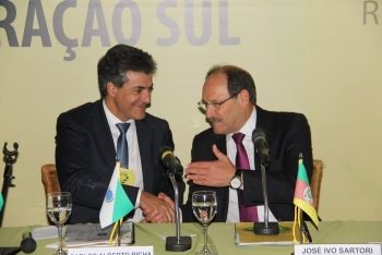Governadores do Paran&aacute; e RS
