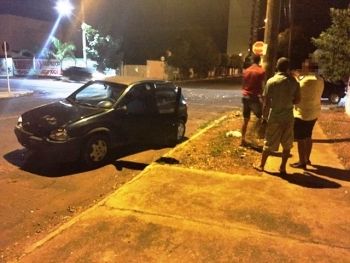 Motorista é preso sob suspeitas de embriaguez após causar acidente