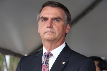“Eles são normais”? ironiza Bolsonaro em ataque aos LGBTs durante homenagem da Polícia Militar