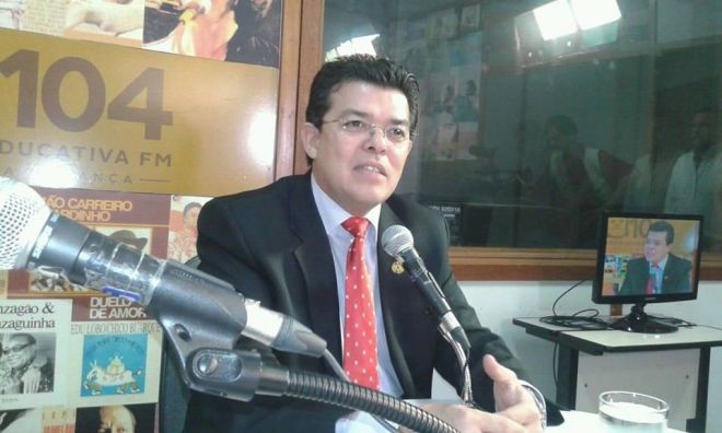 Olarte na r&aacute;dio