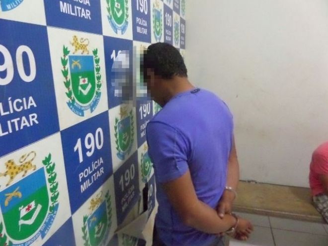 Irmãos vão parar na delegacia após briga