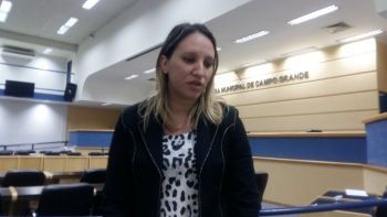 Thais Helena