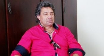 Comercial apresenta elenco na segunda e espera por um