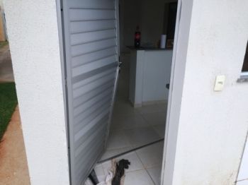 Moto é furtada de residência no Jardim dos Ipês 4