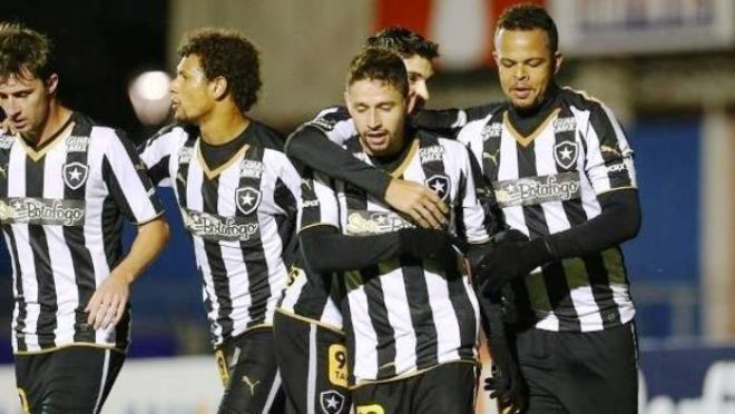 Botafogo conquista a lideran&ccedil;a do Brasileir&atilde;o da S&eacute;rie B 