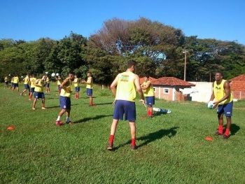 Trio &eacute; preso em flagrante quando transportava mat&eacute;rias roubadas em uma creche