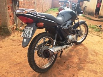 Motos furtadas são recuperas após infração de trânsito