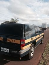 PRF apreende carro da instituição adquirido em leilão com arrematante bêbado