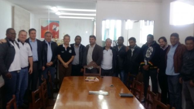 Presidente do Operário apresenta Chiquinho Lima como novo técnico do time alvinegro