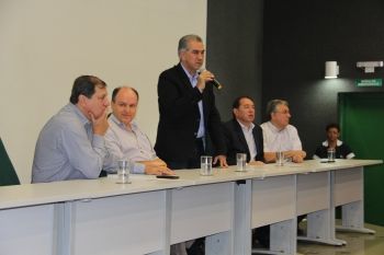 Governo cobra celeridade para diminuir taxa de vistoria do Detran