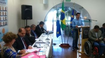&atilde;o da C&acirc;mara termina com promessa de encontro entre prefeito e enfermeiros