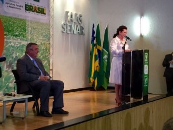Ministra K&aacute;tia Abreu