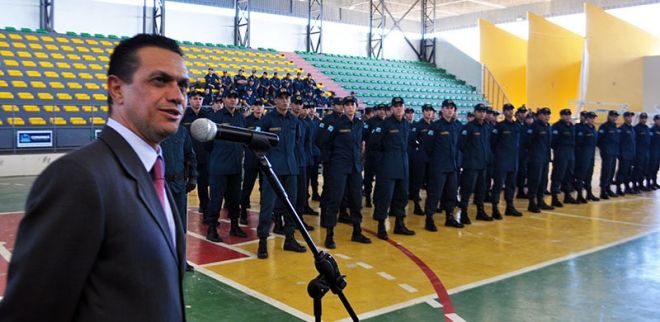 Secretário de segurança participa de formatura de 50 novos policiais em Corumbá