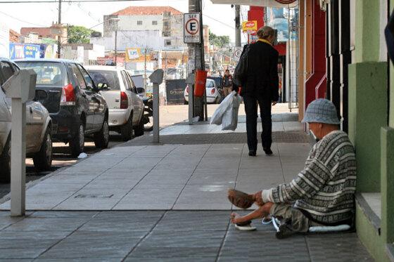 foto ilustrativa de morador de rua