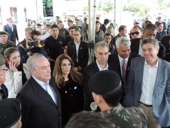 Em Dourados, Temer conhece Sisfron e garante Dilma: “Ela não cai”