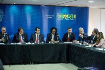 Ministro recebe Azambuja