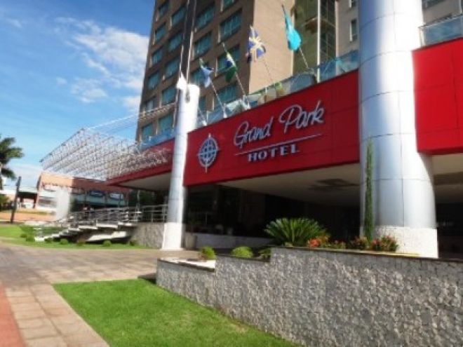 Operário presenta elenco neste sábado no Grand Park Hotel