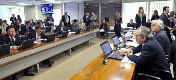 reuni&atilde;o comiss&atilde;o senador