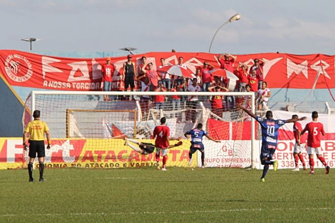Gilmar mantem mesmo time que iniciou jogo e intensificar&aacute; treinos espec&iacute;ficos