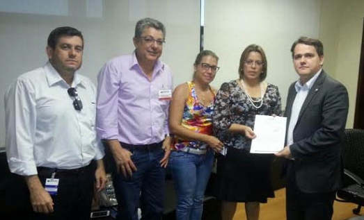 Deputada desmaia durante evento de abertura do Festival de Inverno na cidade de Bonito