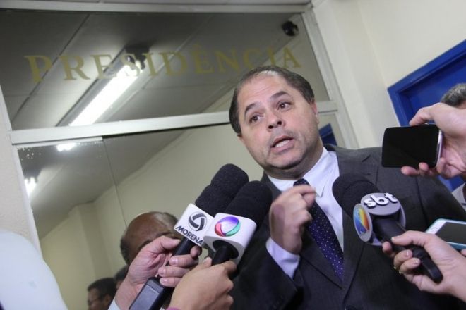 Após 14 idas à Câmara Municipal, vereadores propõem “intervenção” com prefeito para resolver greve