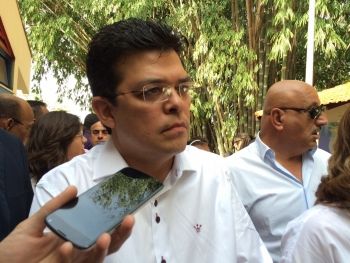 &ldquo;Se os professores n&atilde;o voltarem vamos colocar substitutos&rdquo; diz Olarte sobre greve na rede municipal de ensino