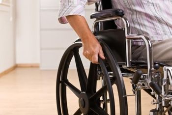 Vereador propõe obrigatoriedade de cadeira de rodas na rede bancária