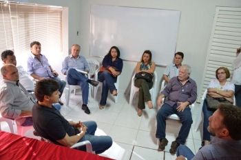 Em reunião, prefeitos e vice-prefeitos confirmam permanência no PT 