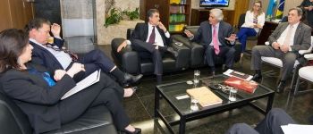 Senadores discutem com ministro Cardozo PEC que permite indeniza&ccedil;&atilde;o da terra nua