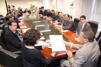 Aprovado na Assembleia projeto que eleva Corumb&aacute; e Tr&ecirc;s Lagoas &agrave; categoria de Entr&acirc;ncia Especial