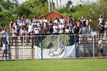 Após dois anos, Operário reencontra torcida jogando na Capital