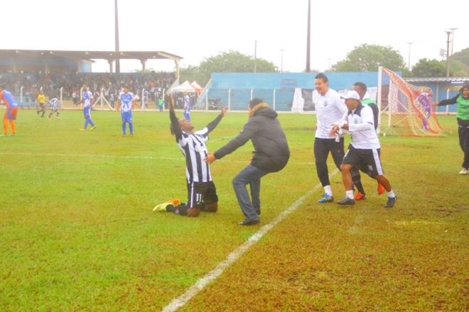 Chiquinho Lima quer Oper&aacute;rio mais equilibrado na S&eacute;rie B
