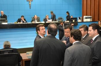 Projetos que alteram tributos sobre importa&ccedil;&otilde;es, bebidas e cigarros s&atilde;o enviados pelo Executivo