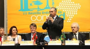 Azambuja apresenta desafios da educa&ccedil;&atilde;o p&uacute;blica durante encontro de secret&aacute;rios de Estado