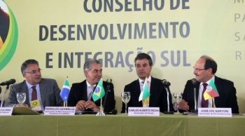 Azambuja participa de reunião extraordinária de governadores do Codesul