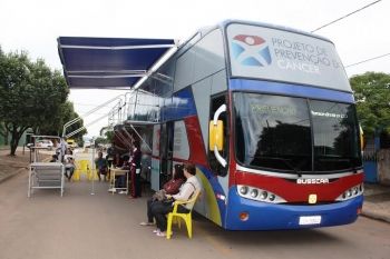 Livro mostra história do programa de prevenção ‘ônibus da Saúde’