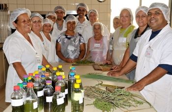 Senar faz curso para ensinar como usar plantas medicinais