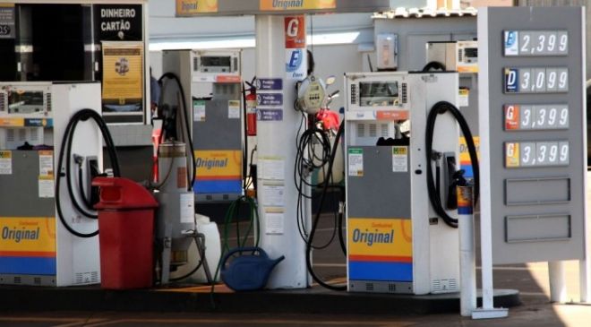 Procon constata aumento de preços em 38 postos de combustíveis