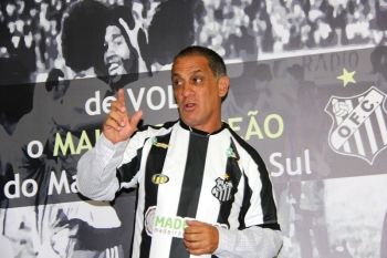 Celso Teixeira é apresentado no Operário para temporada 2016