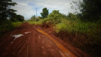 Moradores reclamam de isolamento após chuvas em Dourados