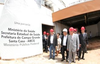 Ministro da saúde em visita à Capital garante recurso para conclusão do Hospital do Trauma