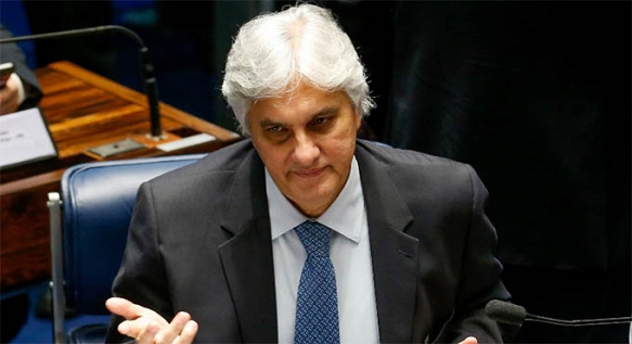 Delc&iacute;dio entre Napole&atilde;o e o Mossad
