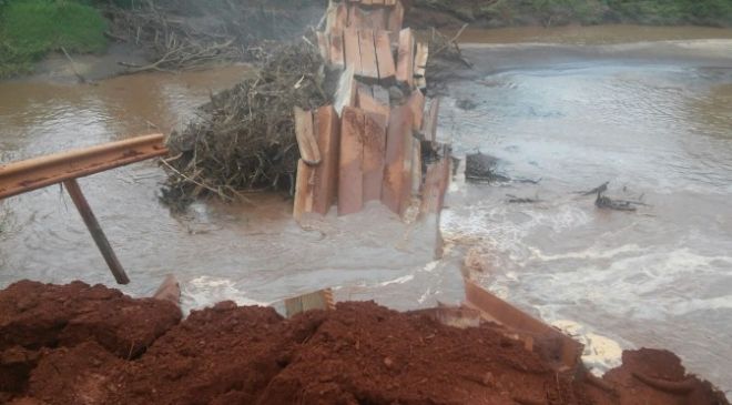 Pronto laudo técnico que aponta as causas da queda de ponte sobre o rio Santo Antônio