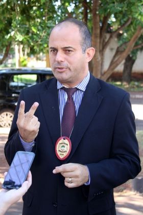 DelegadPolicial é rendido ao abastecer carro e mata suspeito, diz delegado de MSo Hoffman D'avila