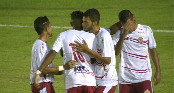 Sete de Dourados mantém escrita e vence Águia Negra no Ninho