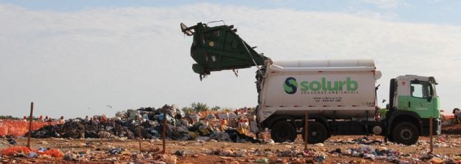 Foto ilustrativa de lixão, aterro sanitário, material reciclado, lixo, coleta seletiva, resíduos, Solurb