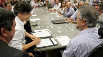 Azambuja faz repasse financeiro para projeto de integra&ccedil;&atilde;o tur&iacute;stica