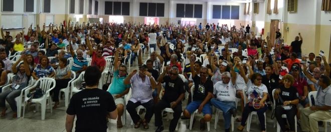 Policiais civis e param serviço por 12h 