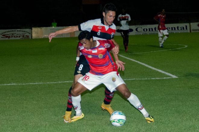 Sete de Dourados vence Águia Negra e garante vaga nas quartas do Estadual