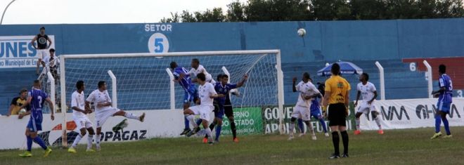 Fran&ccedil;a pega p&ecirc;nalti, Oper&aacute;rio vence Costa Rica e segue dominando Estadual